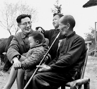 周立波:将“土香土色”捡拾起来 周立波:将“土香土色”捡拾起来