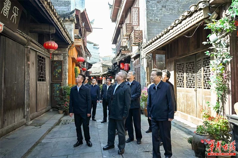 沈晓明在湘西州调研：把高质量发展这一根本要求落到实处(图6)