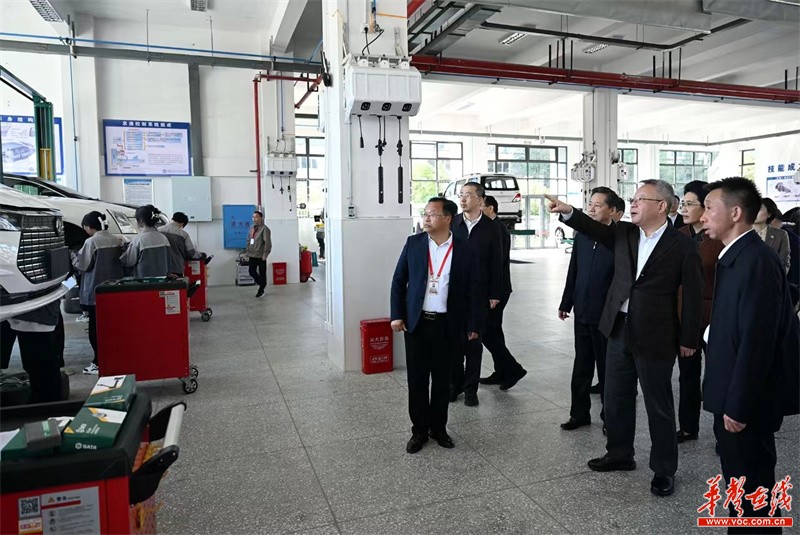 沈晓明在湘西州调研：把高质量发展这一根本要求落到实处(图7)