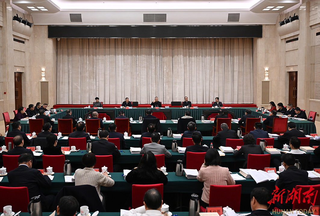 沈晓明主持召开各民主党派省委会、省工商联和无党派人士座谈会(图1)