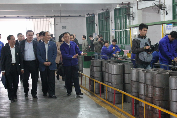 第十一届湖南十大杰出经济人物评选组委会实地考察第二站(图1) 第十一届湖南十大杰出经济人物评选组委会实地考察第二站(图1)