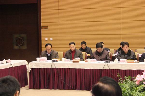 全省理论工作座谈会在长召开(图2) 全省理论工作座谈会在长召开(图2)