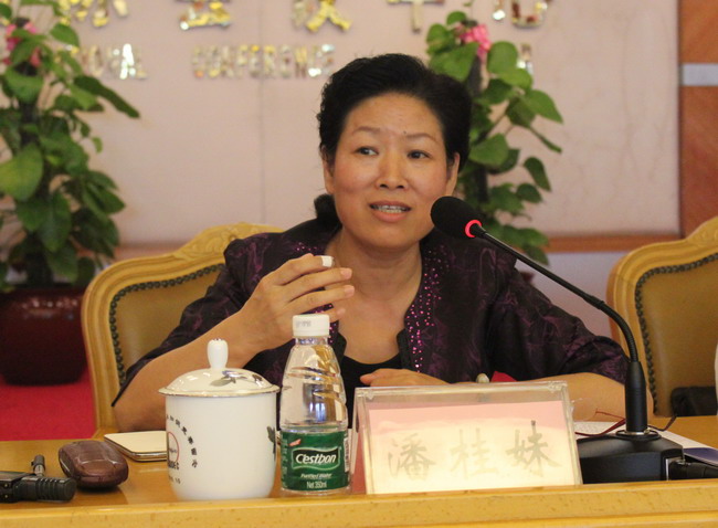 第十二届湖南十大杰出经济人物评选组委会实地考察第八站(图3) 第十二届湖南十大杰出经济人物评选组委会实地考察第八站(图3)