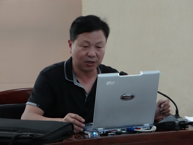 我院举办学术沙龙探讨“房价为什么控而不降”(图5) 我院举办学术沙龙探讨“房价为什么控而不降”(图5)